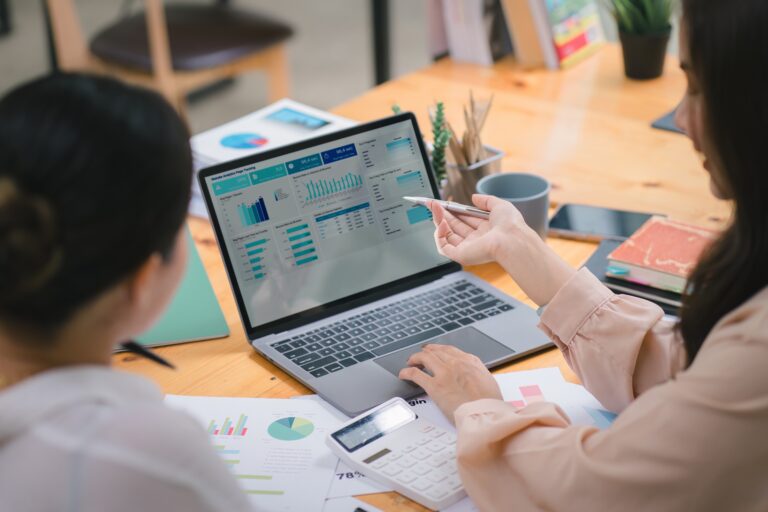 Streamlining Webinars and CRM Systems Training for Financial Advisors